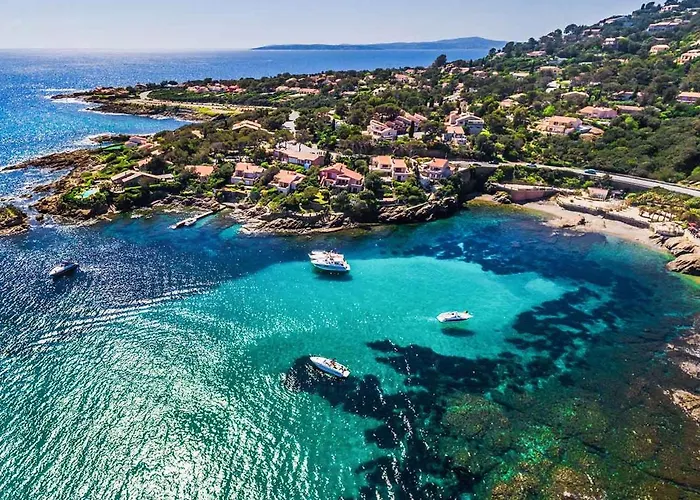Les Issambres, Appt 4 Personnes, Vue Mer Sur La Baie De Saint Tropez Et Le Golfe De Sainte Maxime