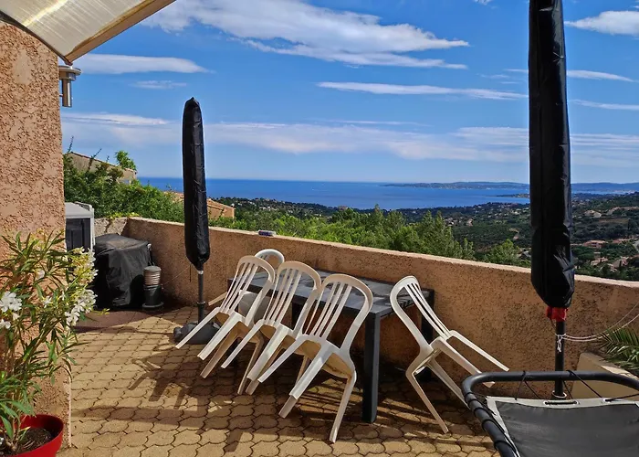 Les Issambres, Appt 4 Personnes, Vue Mer Sur La Baie De Saint Tropez Et Le Golfe De Sainte Maxime
