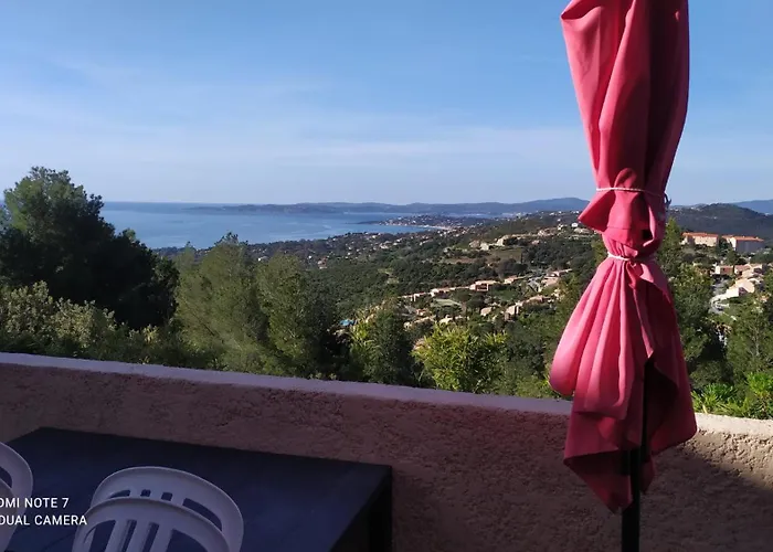 Les Issambres, Appt 4 Personnes, Vue Mer Sur La Baie De Saint Tropez Et Le Golfe De Sainte Maxime